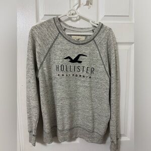 Grey hollister sweatshirt. Size L